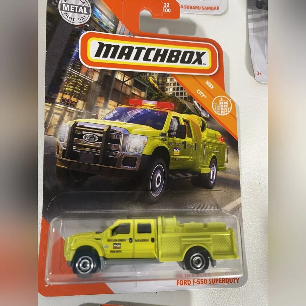Matchbox 11 Piece Lot Pickup Trucks Buses Commercial Vehicles ALL NEW